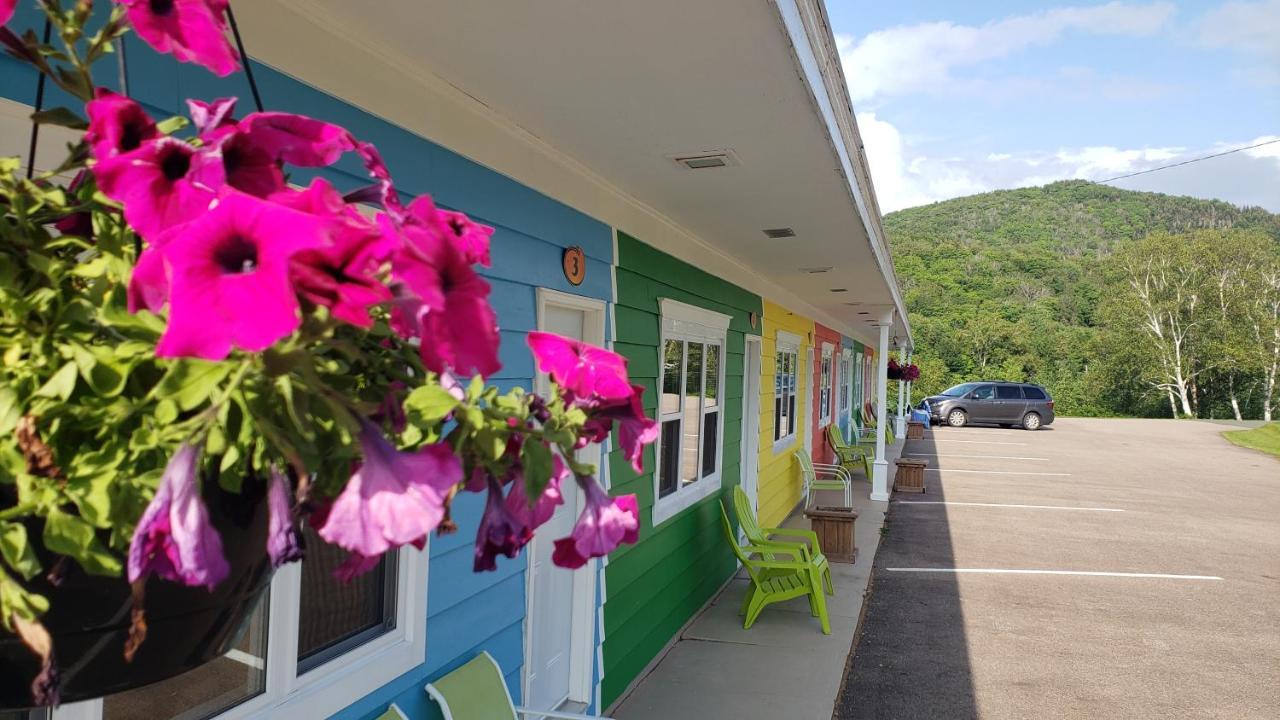Cornerstone Motel Chéticamp Zewnętrze zdjęcie