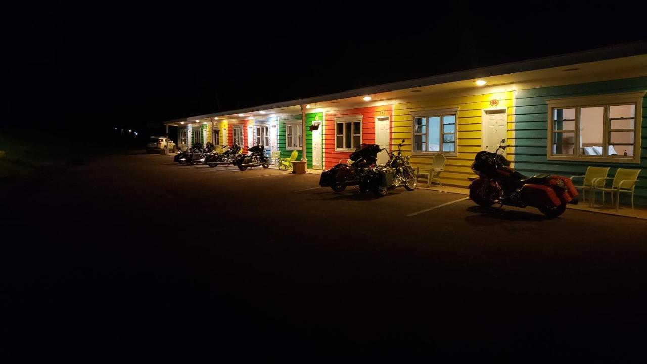 Cornerstone Motel Chéticamp Zewnętrze zdjęcie
