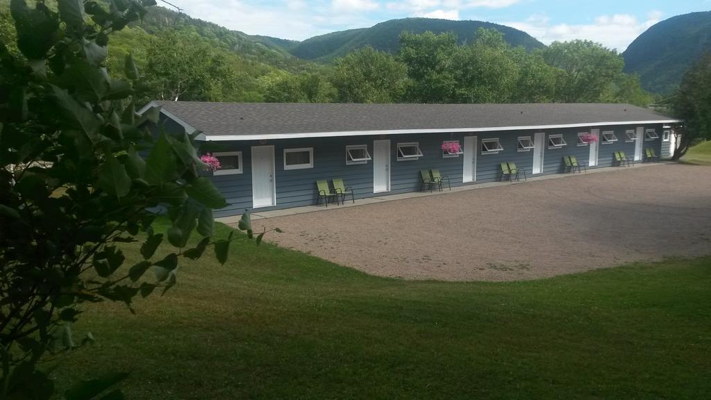 Cornerstone Motel Chéticamp Zewnętrze zdjęcie