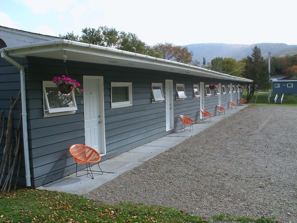 Cornerstone Motel Chéticamp Zewnętrze zdjęcie